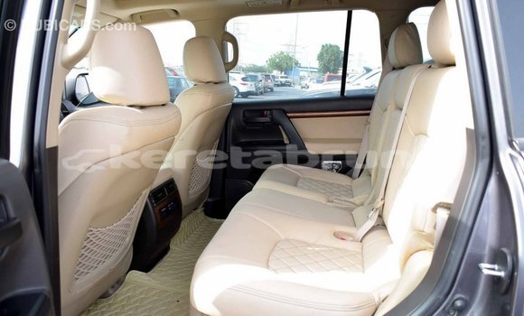 Buy Import Toyota Land Cruiser Other Car in Import - Dubai in Belait Buy Import Toyota Land Cruiser Other Car in Import - Dubai in Belait