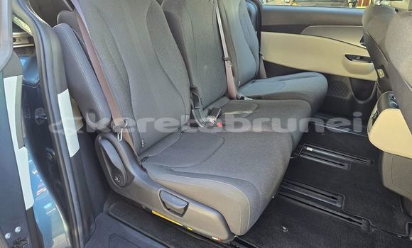 Buy Used Kia Carnival Other Car in Bandar Seri Begawan in Brunei-Muara Buy Used Kia Carnival Other Car in Bandar Seri Begawan in Brunei-Muara