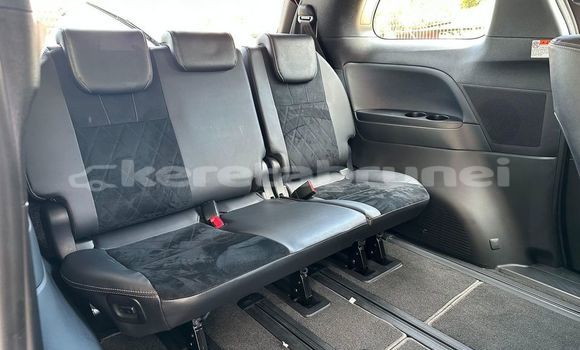 Buy Used Toyota Previa Black Car in Bandar Seri Begawan in Brunei-Muara Buy Used Toyota Previa Black Car in Bandar Seri Begawan in Brunei-Muara