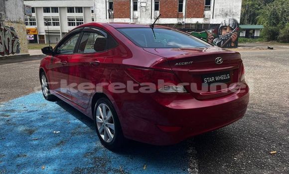 Buy Used Hyundai Accent Red Car in Bandar Seri Begawan in Brunei-Muara Buy Used Hyundai Accent Red Car in Bandar Seri Begawan in Brunei-Muara