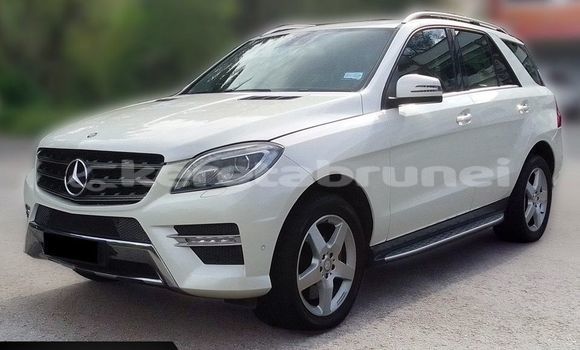 Buy Used Mercedes-Benz ML–Class White Car in Bandar Seri Begawan in Brunei-Muara Buy Used Mercedes-Benz ML–Class White Car in Bandar Seri Begawan in Brunei-Muara