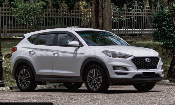 Buy Used Hyundai Tucson White Car in Bandar Seri Begawan in Brunei-Muara Buy Used Hyundai Tucson White Car in Bandar Seri Begawan in Brunei-Muara