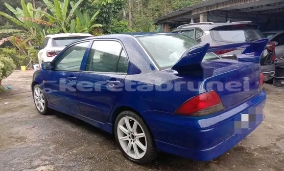 Buy Used Toyota Land Cruiser Blue Car in Bangar in Temburong Buy Used Toyota Land Cruiser Blue Car in Bangar in Temburong