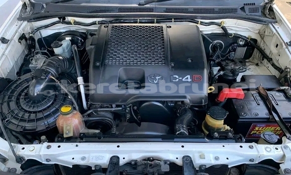 Buy Used Toyota Fortuner White Car in Tutong in Tutong Buy Used Toyota Fortuner White Car in Tutong in Tutong