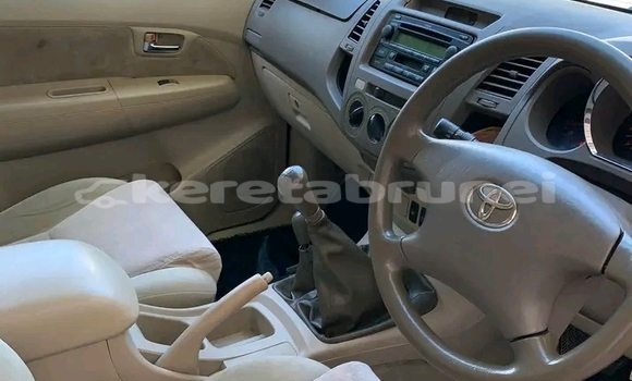 Buy Used Toyota Fortuner White Car in Tutong in Tutong Buy Used Toyota Fortuner White Car in Tutong in Tutong