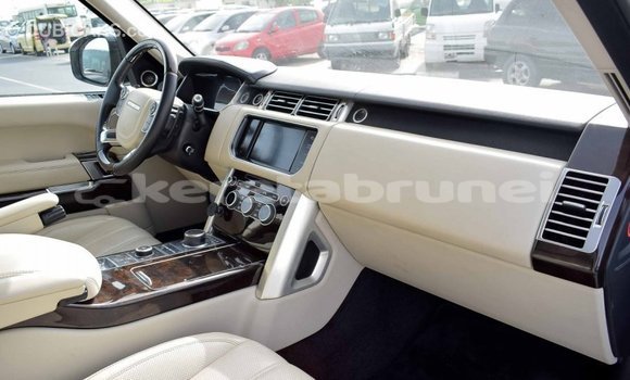 Buy Import Land Rover Range Rover White Car in Import - Dubai in Belait Buy Import Land Rover Range Rover White Car in Import - Dubai in Belait