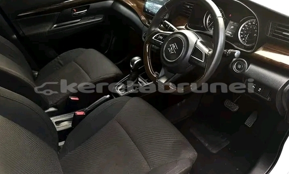 Buy Used Suzuki Ertiga White Car in Tutong in Tutong Buy Used Suzuki Ertiga White Car in Tutong in Tutong