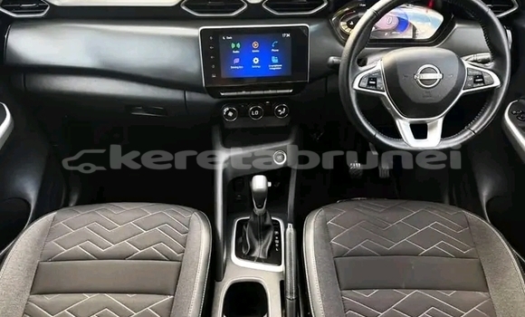 Buy Used Nissan Maxima Black Car in Tutong in Tutong Buy Used Nissan Maxima Black Car in Tutong in Tutong