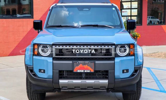 Buy Used Toyota Land Cruiser Other Car in Bandar Seri Begawan in Brunei-Muara Buy Used Toyota Land Cruiser Other Car in Bandar Seri Begawan in Brunei-Muara