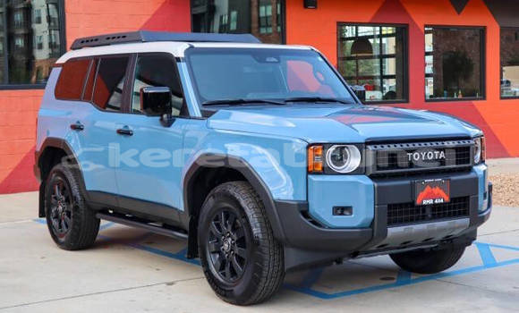 Buy Used Toyota Land Cruiser Other Car in Bandar Seri Begawan in Brunei-Muara Buy Used Toyota Land Cruiser Other Car in Bandar Seri Begawan in Brunei-Muara