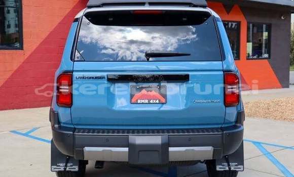 Buy Used Toyota Land Cruiser Other Car in Bandar Seri Begawan in Brunei-Muara Buy Used Toyota Land Cruiser Other Car in Bandar Seri Begawan in Brunei-Muara
