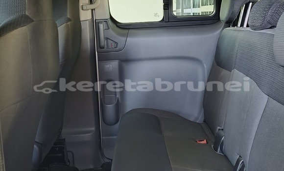 Buy Used Nissan NV200 Silver Car in Bandar Seri Begawan in Brunei-Muara Buy Used Nissan NV200 Silver Car in Bandar Seri Begawan in Brunei-Muara