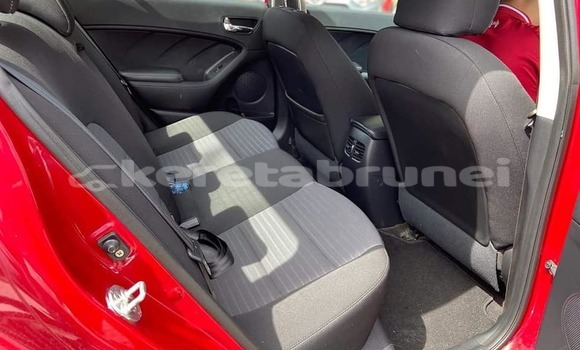 Buy Used Kia Cerato Red Car in Bandar Seri Begawan in Brunei-Muara Buy Used Kia Cerato Red Car in Bandar Seri Begawan in Brunei-Muara