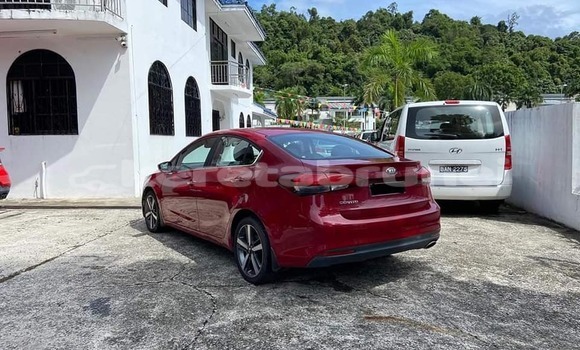 Buy Used Kia Cerato Red Car in Bandar Seri Begawan in Brunei-Muara Buy Used Kia Cerato Red Car in Bandar Seri Begawan in Brunei-Muara
