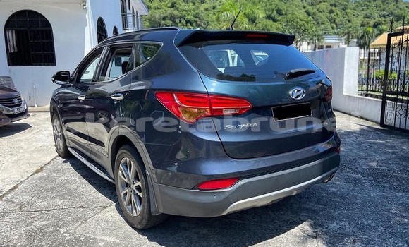 Buy Used Hyundai Santa Fe Black Car in Bandar Seri Begawan in Brunei-Muara Buy Used Hyundai Santa Fe Black Car in Bandar Seri Begawan in Brunei-Muara