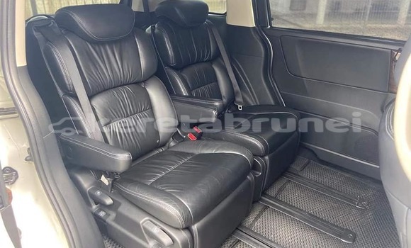 Buy Used Honda Odyssey White Car in Bandar Seri Begawan in Brunei-Muara Buy Used Honda Odyssey White Car in Bandar Seri Begawan in Brunei-Muara