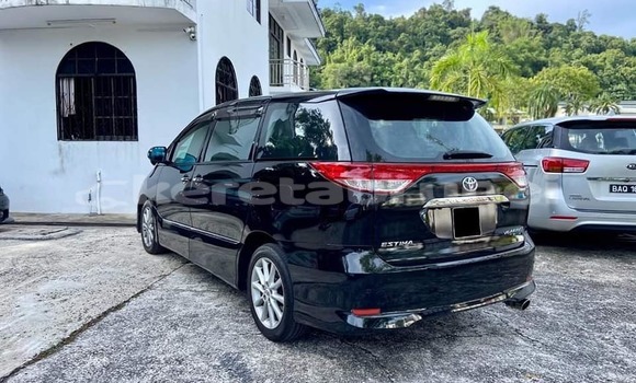 Buy Used Toyota Estima Black Car in Bandar Seri Begawan in Brunei-Muara Buy Used Toyota Estima Black Car in Bandar Seri Begawan in Brunei-Muara