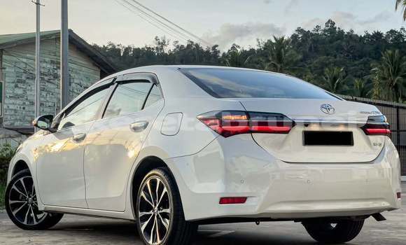 Buy Used Toyota Corolla White Car in Bandar Seri Begawan in Brunei-Muara Buy Used Toyota Corolla White Car in Bandar Seri Begawan in Brunei-Muara