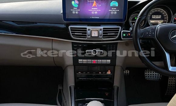 Buy Used Mercedes-Benz E–Class Red Car in Bandar Seri Begawan in Brunei-Muara Buy Used Mercedes-Benz E–Class Red Car in Bandar Seri Begawan in Brunei-Muara
