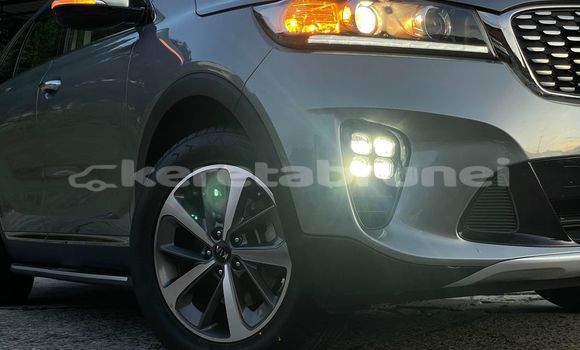 Buy Used Kia Sorento Other Car in Bandar Seri Begawan in Brunei-Muara Buy Used Kia Sorento Other Car in Bandar Seri Begawan in Brunei-Muara