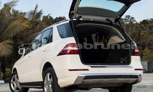 Buy Used Mercedes-Benz ML–Class White Car in Bandar Seri Begawan in Brunei-Muara Buy Used Mercedes-Benz ML–Class White Car in Bandar Seri Begawan in Brunei-Muara