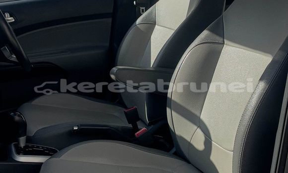 Buy Used Kia Sorento Other Car in Bandar Seri Begawan in Brunei-Muara Buy Used Kia Sorento Other Car in Bandar Seri Begawan in Brunei-Muara