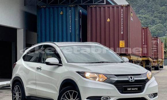 Buy Used Honda HR–V White Car in Bandar Seri Begawan in Brunei-Muara