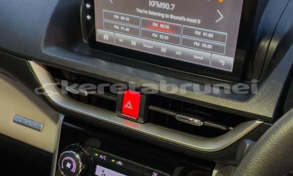 Buy Used Hyundai Veloster Other Car in Bandar Seri Begawan in Brunei-Muara Buy Used Hyundai Veloster Other Car in Bandar Seri Begawan in Brunei-Muara