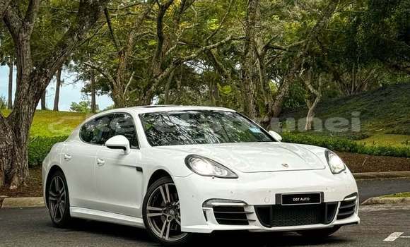 Buy Used Porsche Panamera White Car in Bandar Seri Begawan in Brunei-Muara Buy Used Porsche Panamera White Car in Bandar Seri Begawan in Brunei-Muara