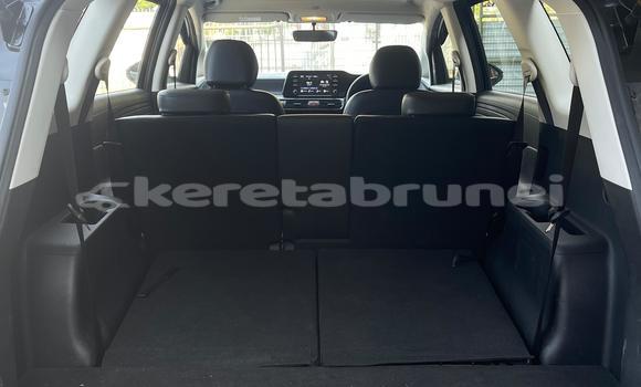 Buy Used Hyundai Starex Black Car in Bandar Seri Begawan in Brunei-Muara Buy Used Hyundai Starex Black Car in Bandar Seri Begawan in Brunei-Muara
