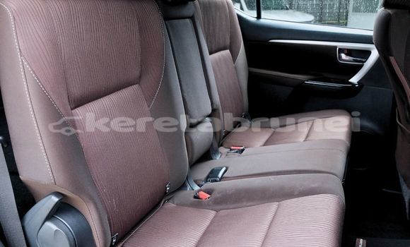 Buy Used Toyota Fortuner Brown Car in Bandar Seri Begawan in Brunei-Muara Buy Used Toyota Fortuner Brown Car in Bandar Seri Begawan in Brunei-Muara