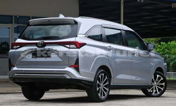 Buy Used Toyota Avanza Silver Car in Bandar Seri Begawan in Brunei-Muara Buy Used Toyota Avanza Silver Car in Bandar Seri Begawan in Brunei-Muara