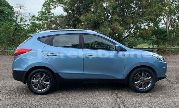 Buy Used Hyundai Tucson Blue Car in Bandar Seri Begawan in Brunei-Muara Buy Used Hyundai Tucson Blue Car in Bandar Seri Begawan in Brunei-Muara