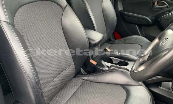 Buy Used Hyundai Tucson Blue Car in Bandar Seri Begawan in Brunei-Muara Buy Used Hyundai Tucson Blue Car in Bandar Seri Begawan in Brunei-Muara