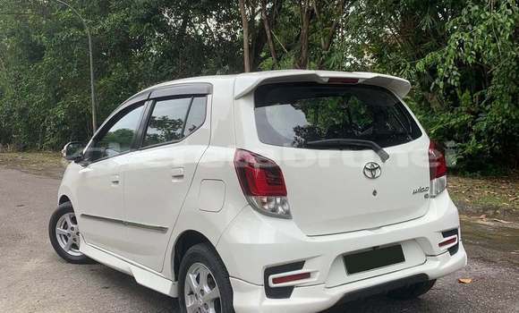 Buy Used Toyota Vigo White Car in Bandar Seri Begawan in Brunei-Muara Buy Used Toyota Vigo White Car in Bandar Seri Begawan in Brunei-Muara