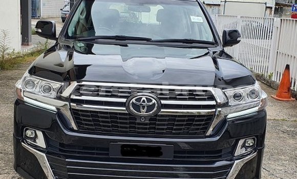 Buy Used Toyota Land Cruiser Prado Black Car in Bandar Seri Begawan in Brunei-Muara