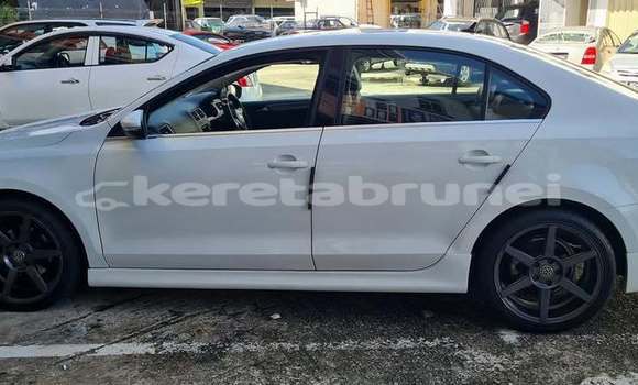 Buy Used Volkswagen Jetta White Car in Bandar Seri Begawan in Brunei-Muara Buy Used Volkswagen Jetta White Car in Bandar Seri Begawan in Brunei-Muara