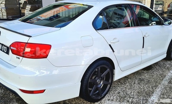 Buy Used Volkswagen Jetta White Car in Bandar Seri Begawan in Brunei-Muara Buy Used Volkswagen Jetta White Car in Bandar Seri Begawan in Brunei-Muara