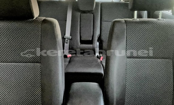 Buy Used Suzuki Vitara White Car in Bandar Seri Begawan in Brunei-Muara Buy Used Suzuki Vitara White Car in Bandar Seri Begawan in Brunei-Muara