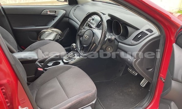 Buy Used Kia Cerato Red Car in Bandar Seri Begawan in Brunei-Muara Buy Used Kia Cerato Red Car in Bandar Seri Begawan in Brunei-Muara