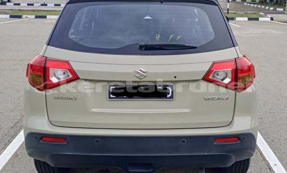 Buy Used Suzuki Vitara White Car in Bandar Seri Begawan in Brunei-Muara Buy Used Suzuki Vitara White Car in Bandar Seri Begawan in Brunei-Muara