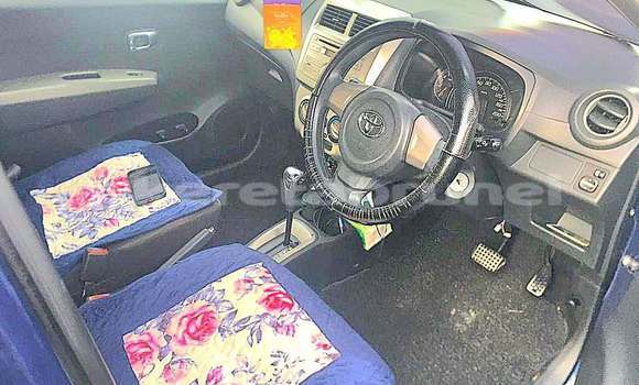 Buy Used Toyota Vigo Blue Car in Bandar Seri Begawan in Brunei-Muara Buy Used Toyota Vigo Blue Car in Bandar Seri Begawan in Brunei-Muara