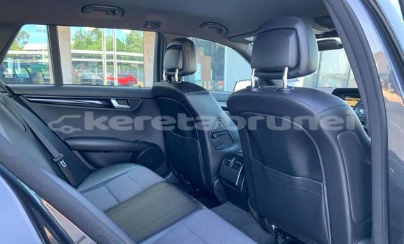 Buy Used Mercedes-Benz C-klasse Other Car in Bandar Seri Begawan in Brunei-Muara Buy Used Mercedes-Benz C-klasse Other Car in Bandar Seri Begawan in Brunei-Muara