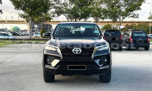 Buy Used Toyota Fortuner Black Car in Bandar Seri Begawan in Brunei-Muara Buy Used Toyota Fortuner Black Car in Bandar Seri Begawan in Brunei-Muara