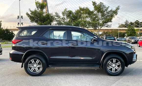 Buy Used Toyota Fortuner Black Car in Bandar Seri Begawan in Brunei-Muara Buy Used Toyota Fortuner Black Car in Bandar Seri Begawan in Brunei-Muara