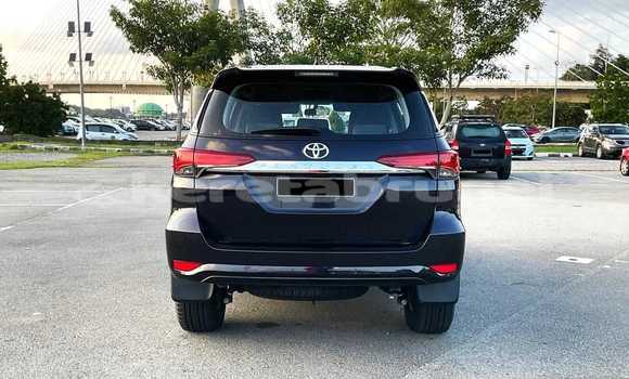 Buy Used Toyota Fortuner Black Car in Bandar Seri Begawan in Brunei-Muara Buy Used Toyota Fortuner Black Car in Bandar Seri Begawan in Brunei-Muara