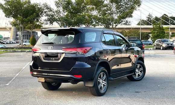 Buy Used Toyota Fortuner Black Car in Bandar Seri Begawan in Brunei-Muara Buy Used Toyota Fortuner Black Car in Bandar Seri Begawan in Brunei-Muara