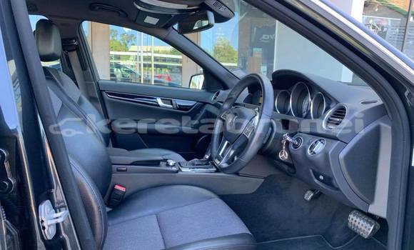 Buy Used Mercedes-Benz C-klasse Other Car in Bandar Seri Begawan in Brunei-Muara Buy Used Mercedes-Benz C-klasse Other Car in Bandar Seri Begawan in Brunei-Muara