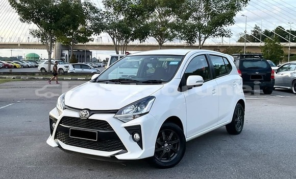 Buy Used Toyota Vigo White Car in Bandar Seri Begawan in Brunei-Muara Buy Used Toyota Vigo White Car in Bandar Seri Begawan in Brunei-Muara