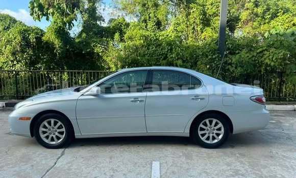 Buy Used Lexus ES 300 Other Car in Bandar Seri Begawan in Brunei-Muara Buy Used Lexus ES 300 Other Car in Bandar Seri Begawan in Brunei-Muara